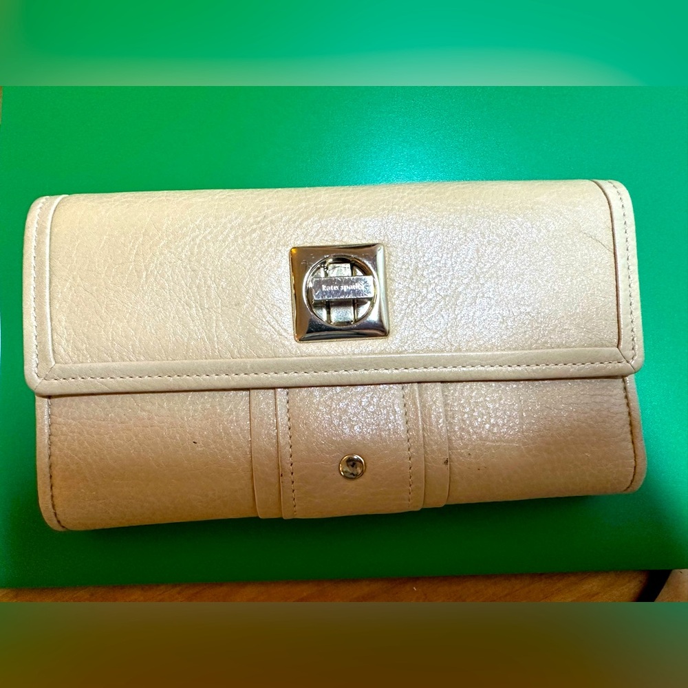 Kate Spade Trifold Wallet